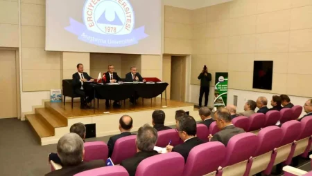 Anadolu Üniversiteler Birliği Üst Şura Toplantısı Erciyes Üniversitesi’nde Gerçekleştirildi